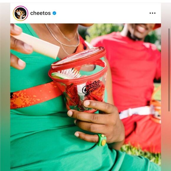 RARE Cheetos Mac 'n Cheese Fanny Pack Belt Waist Bag SWEEPSTAKES PRIZE Snacks - Picture 3 of 8